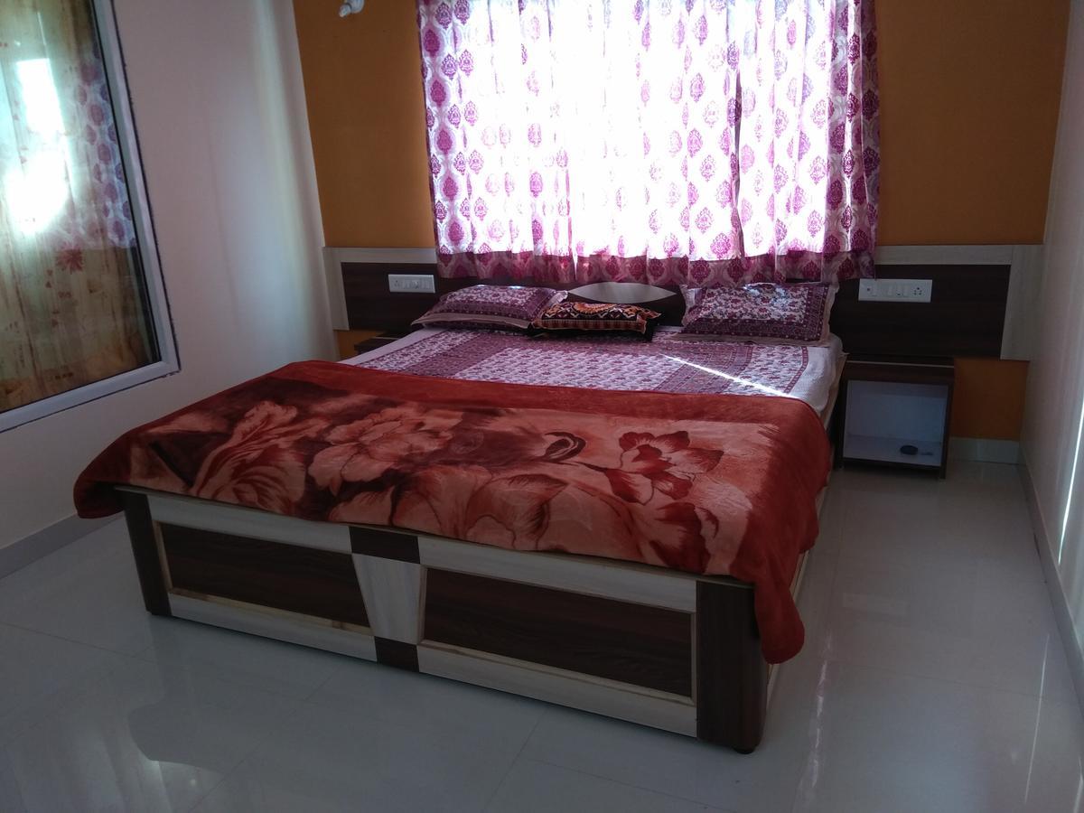 Sadgurukrupa Villa Mahableshwar Mahābaleshwar Exteriör bild