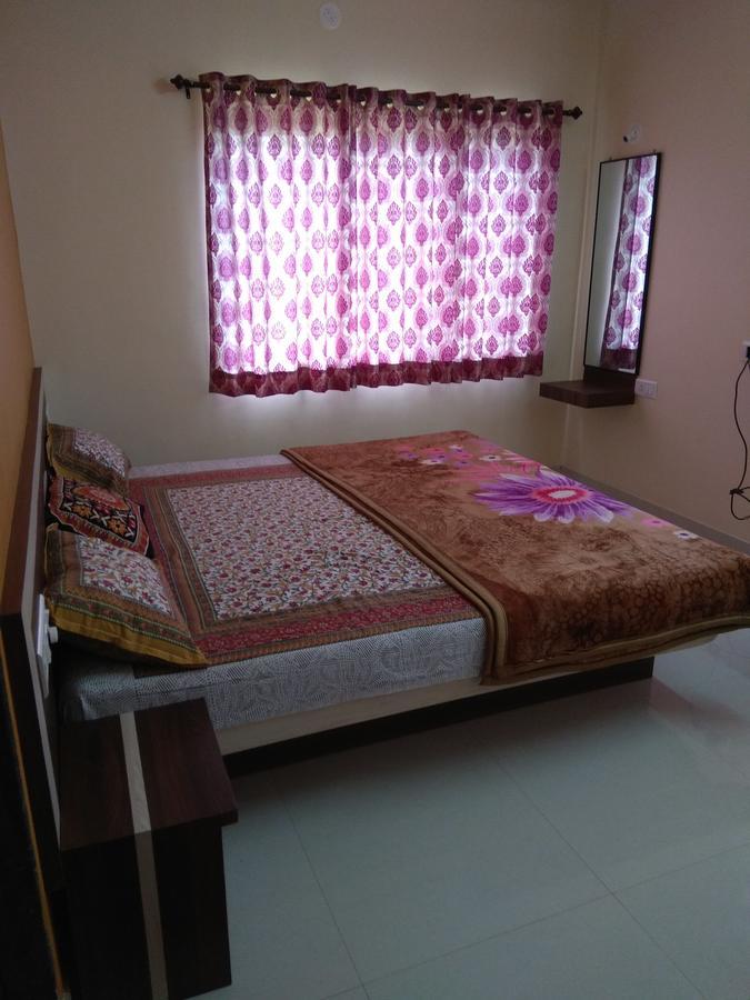 Sadgurukrupa Villa Mahableshwar Mahābaleshwar Exteriör bild